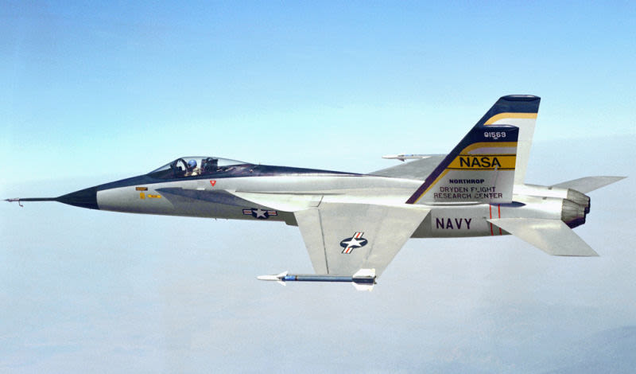 The YF-17 in US Navy livery. After losing out to the YF-16, this aircraft became the basis for the F/A-18 Hornet. (US Navy)